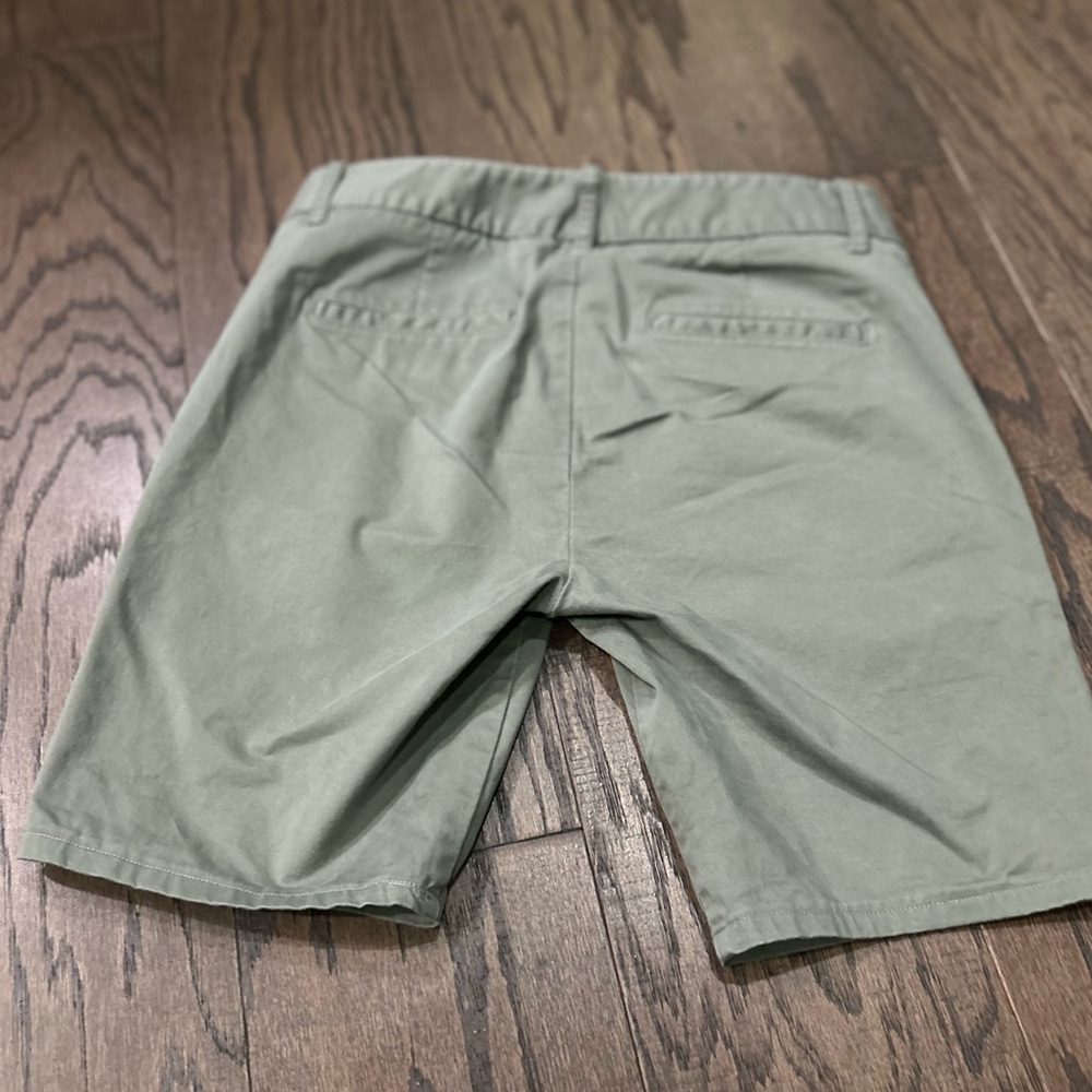 J.CREW • SHORTS - Picture 3 of 7